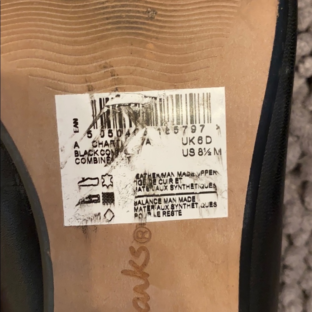 Clark’s soft cushion collection black pumps - Picture 5 of 5